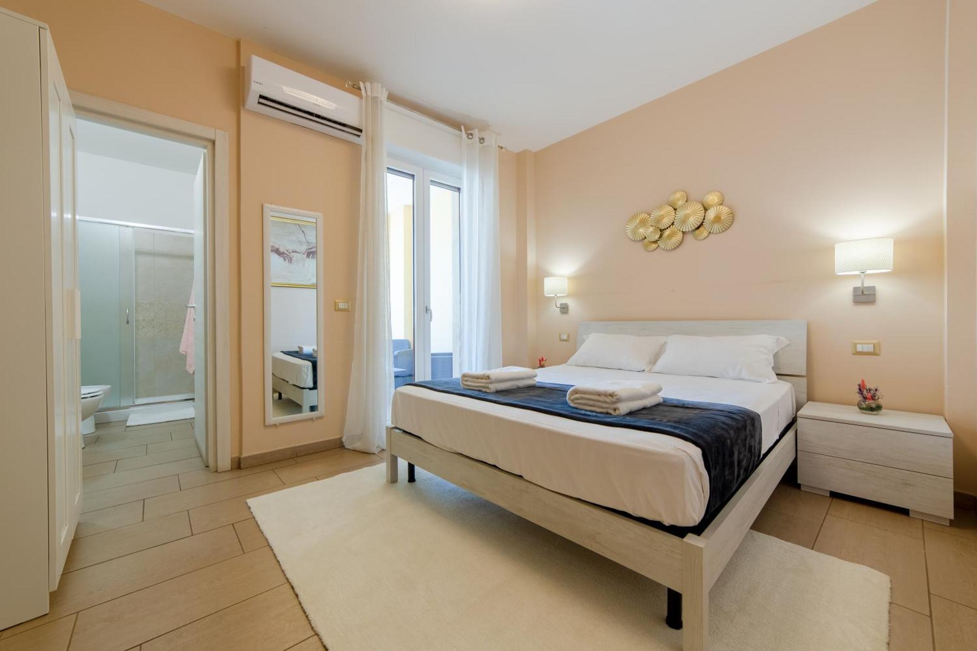 L'Affaccio Rooms - Lungomare Gallipoli Esterno foto
