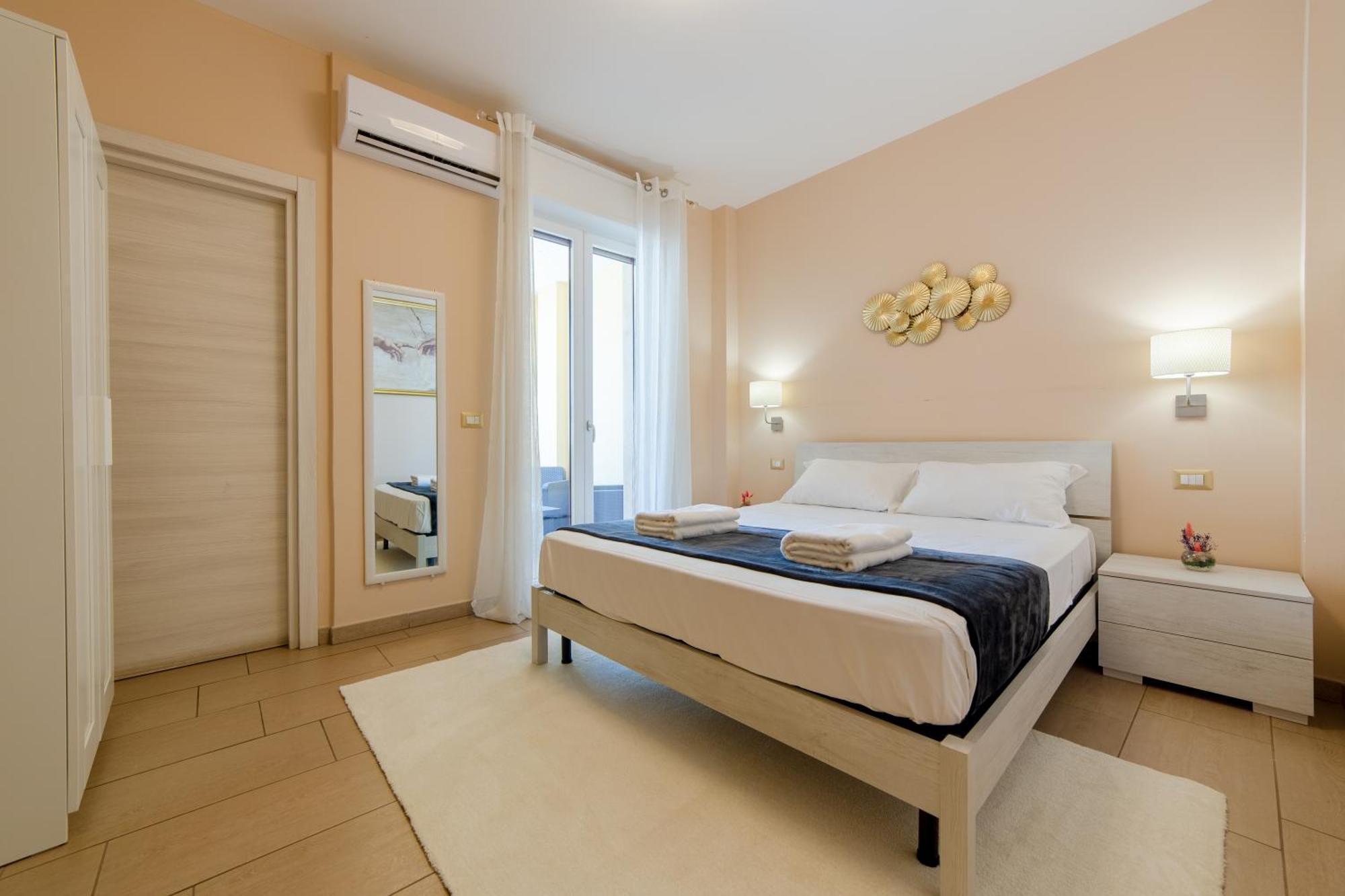 L'Affaccio Rooms - Lungomare Gallipoli Esterno foto