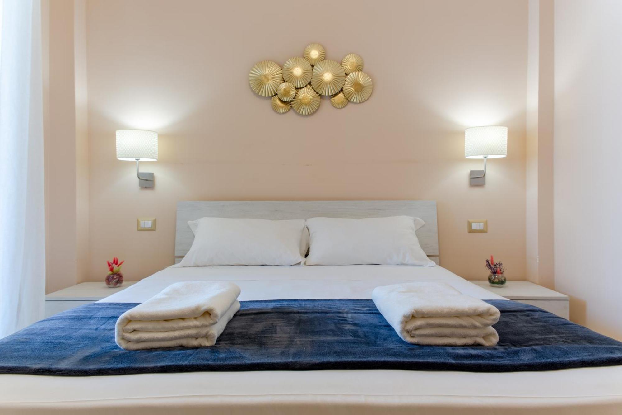 L'Affaccio Rooms - Lungomare Gallipoli Esterno foto